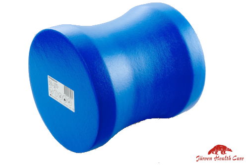 Eine blauer Zylinder, welcher in der seiner Mitte eingekerbt ist. Dabei handelt es sich um ein Kissen, welches zum Anbringen von Verbänden an den Extremitäten verwendet wird.
